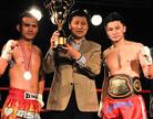 Ерөнхий сайдын ивээл дор зохиогддог "Империал 2011" тулааны тэмцээний мутай боксын төрлийн ялагч Ц.Амарбаясгаланд шагнал гардууллаа